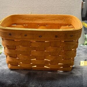 Longaberger basket 1996. 8x5